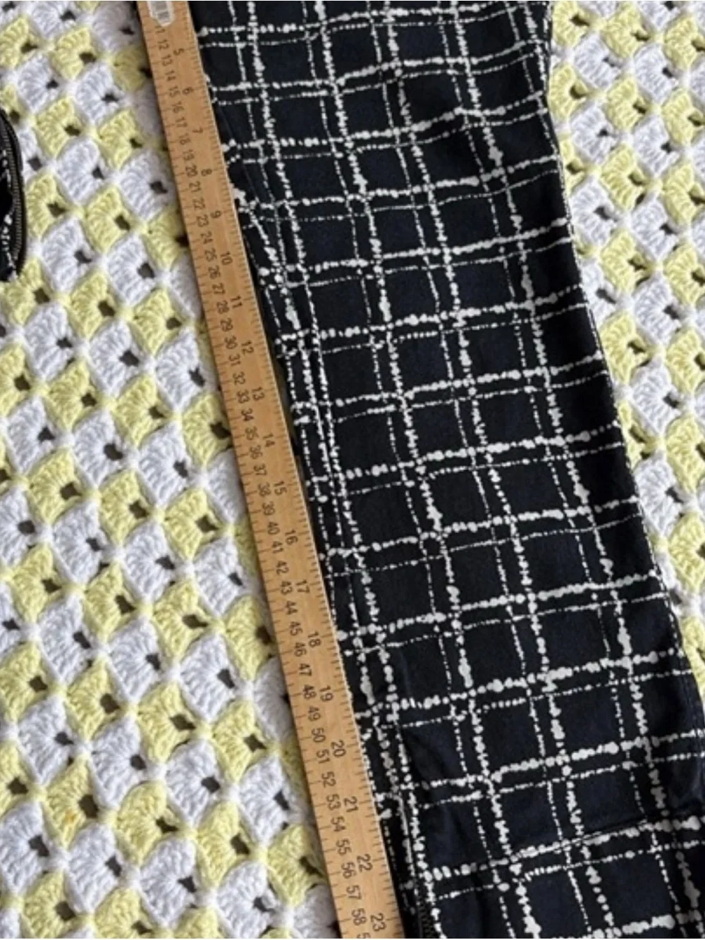 Girls Black and White Plaid Ponte Leggings